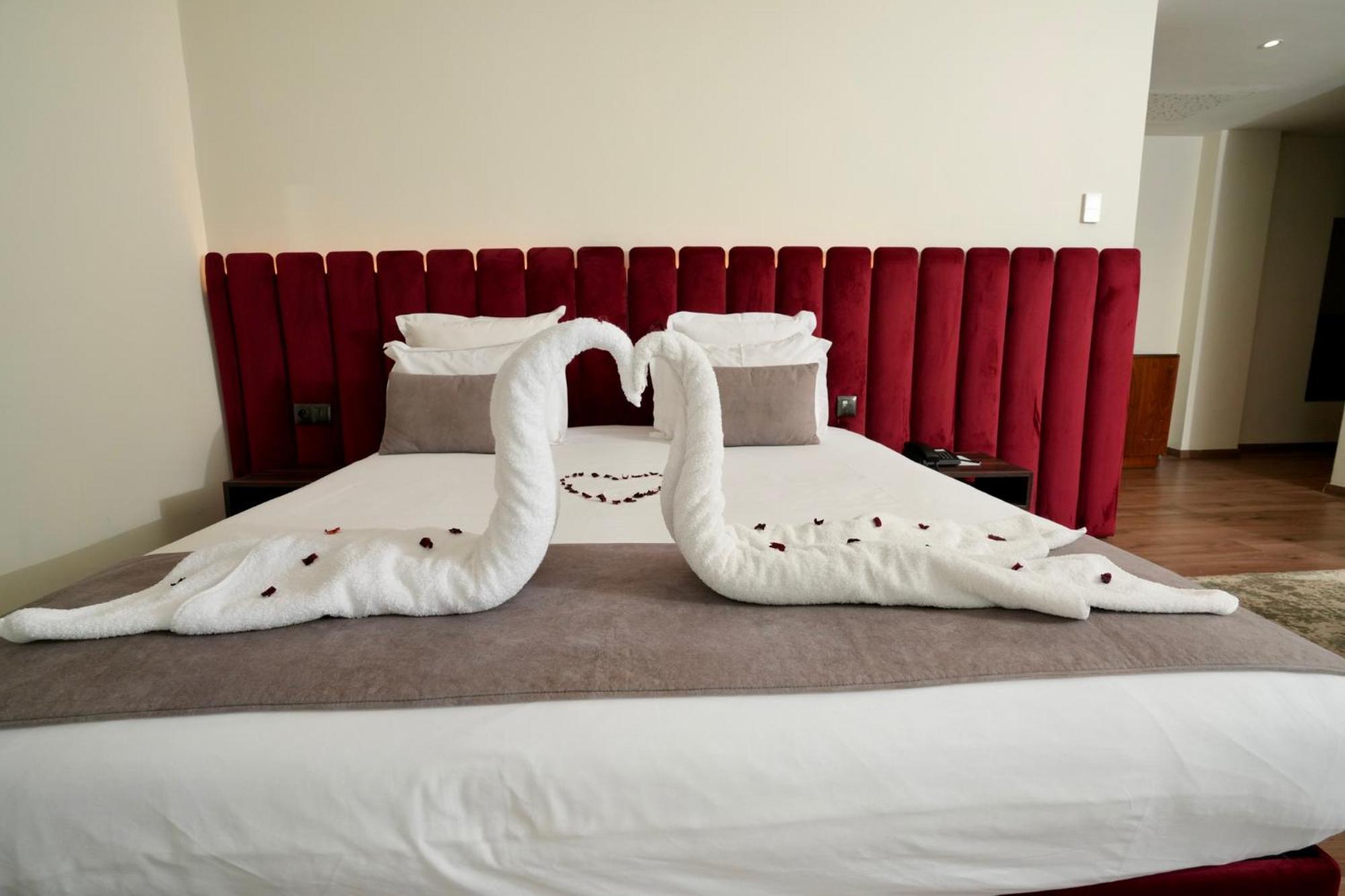 Nj Hotel Rabat Exteriör bild