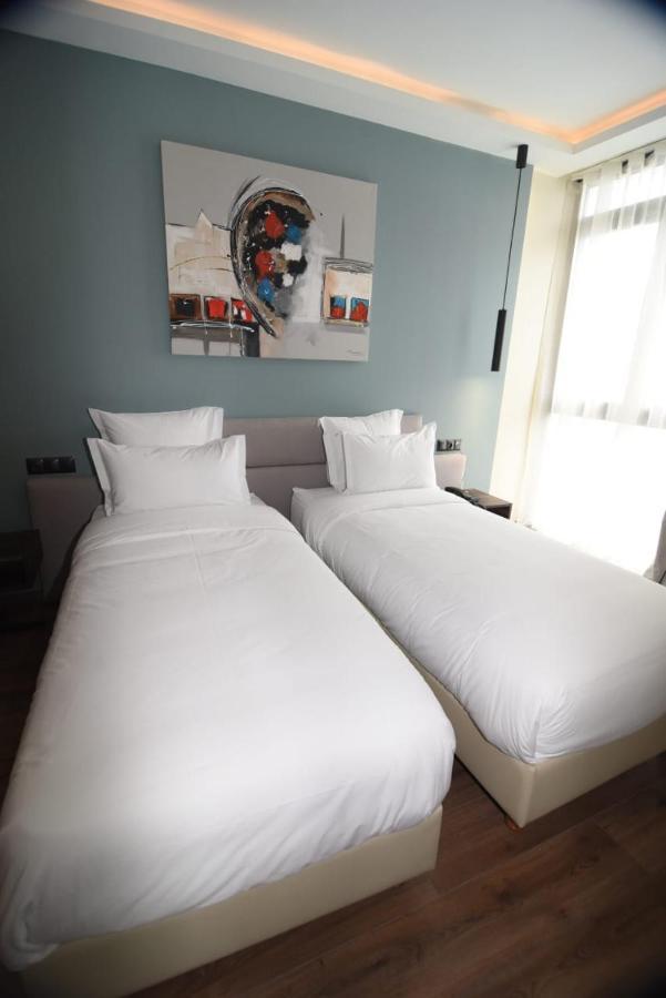 Nj Hotel Rabat Exteriör bild